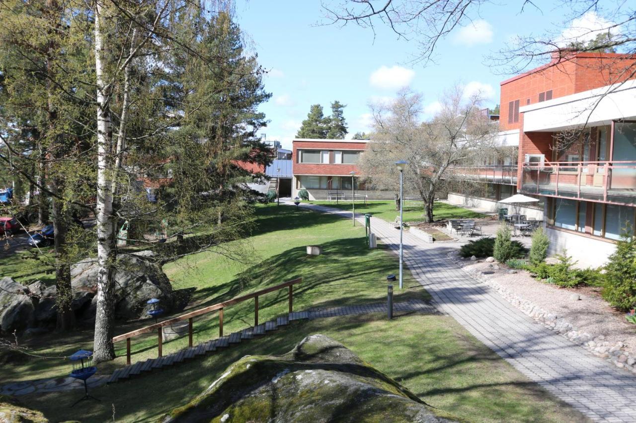 Varala Sports & Nature Hotel Tampere Eksteriør billede
